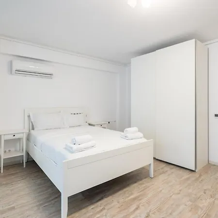 Kondo 9 - Stylish Studio In Roka Residence Bucharest Exterior photo