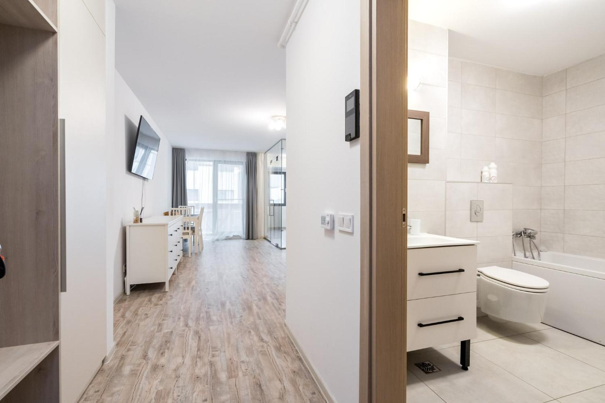 Apartment 9 - Stylish In Roka